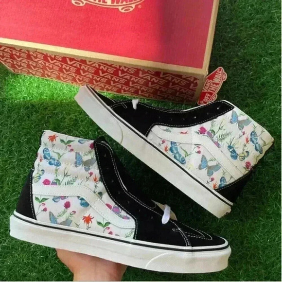 Vans Other - Vans Sk8 Hi Butterfly Floral